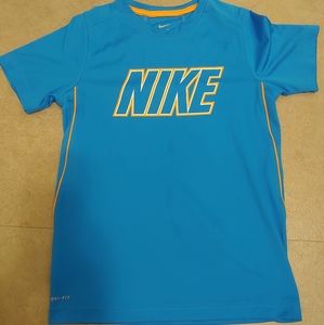 Nike Boys Dri-Fit Size M